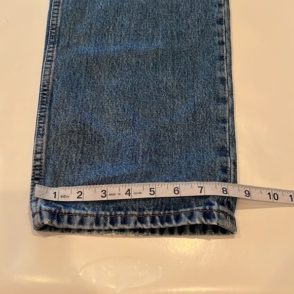 Levi’s 550 Size 34 x 36 - Picture 7 of 16